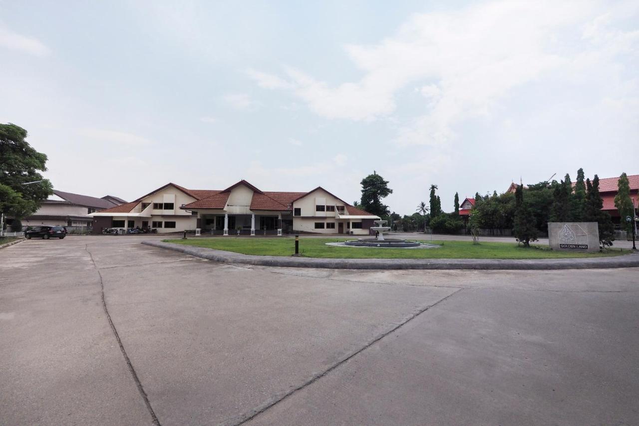 Oyo 859 Golden Land Hotel Chiang Rai Exterior foto