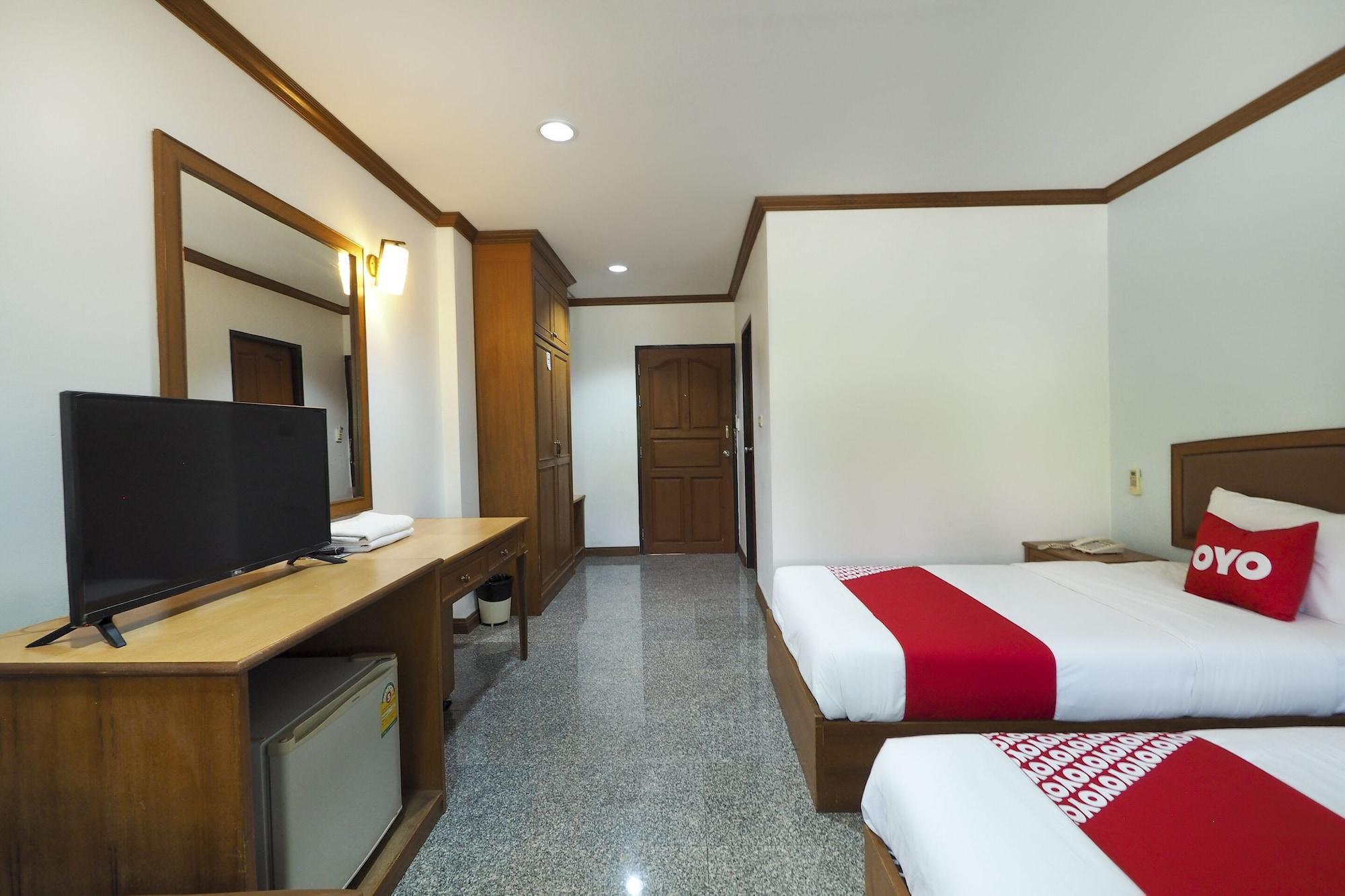 Oyo 859 Golden Land Hotel Chiang Rai Exterior foto